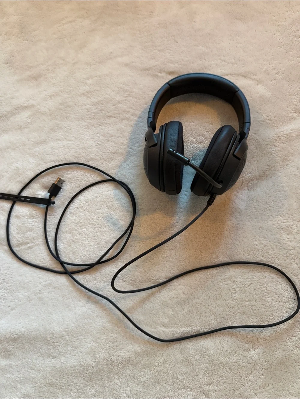 Razer wired headphones